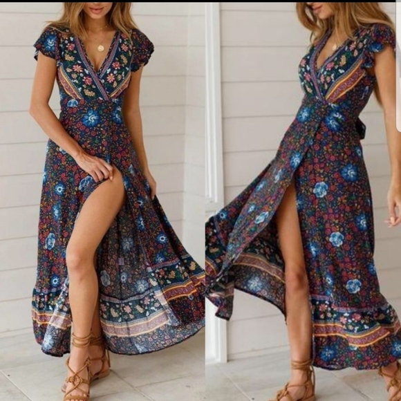 Dresses & Skirts - RELISTED LAST 1! (S) Boho wrap maxi dress